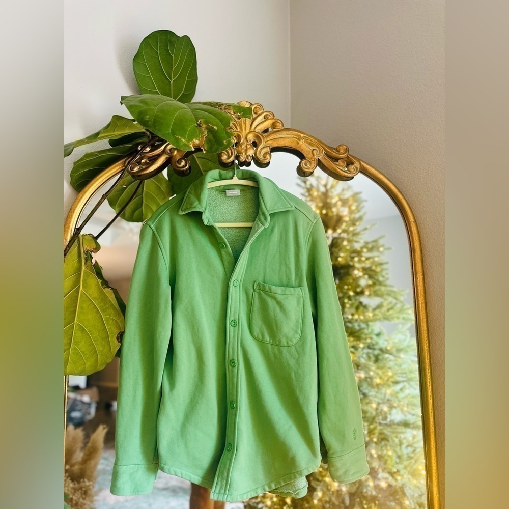 Artizia TNA boyfriend Cozy lime green fleece shaket button down Xs